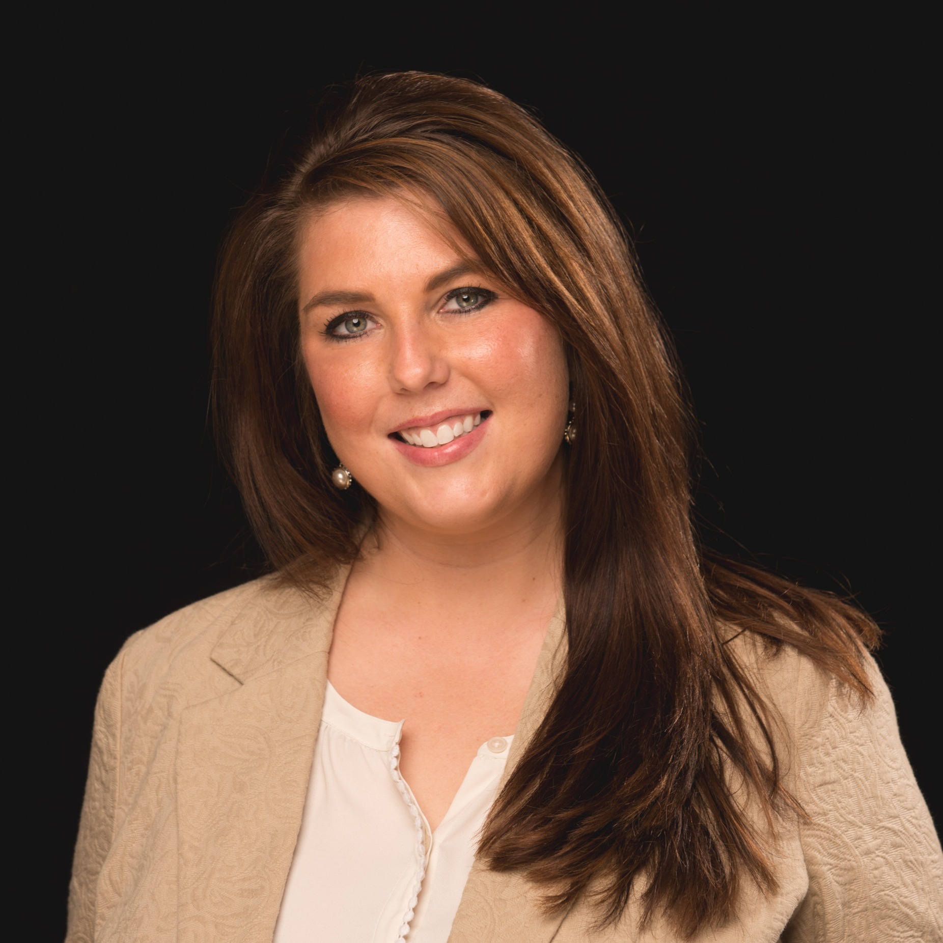 Mega_Webb_2016-2017_WD_Farr_Schoarship Megan Webb